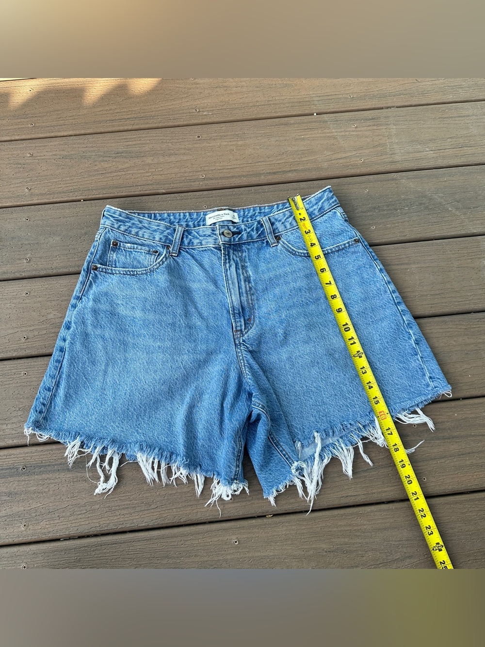 Abercrombie Curve Love High Rise Loose Short - Picture 10 of 12